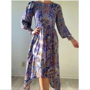 Zara / Balloon sleeve floral dress